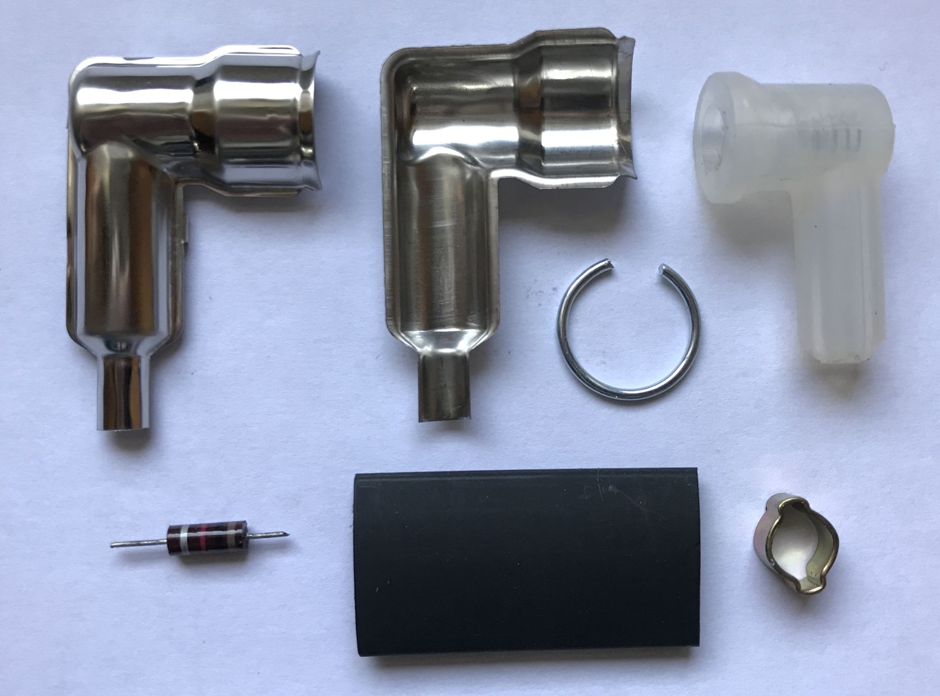 cm6cap1_1920x1920 Zündkerzenstecker CM-6/90°